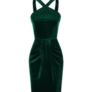 Sophisticated Velvet Midi Dress in Deep Green